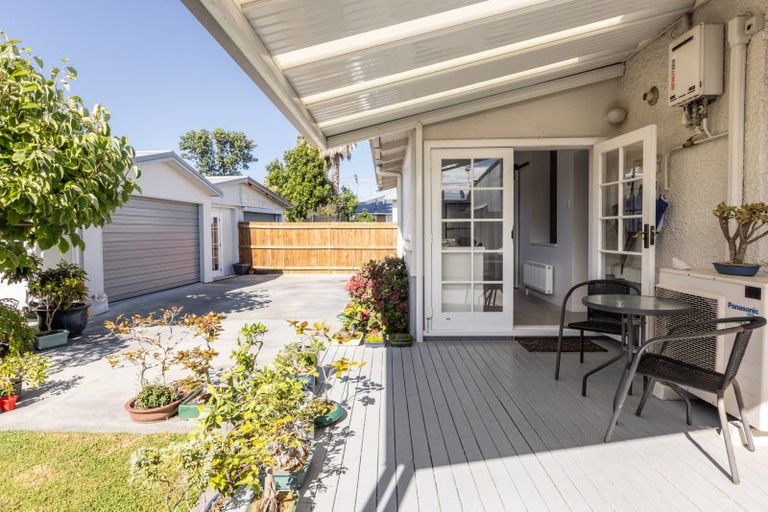 Photo of property in 8 Latham Street, Napier South, Napier, 4110