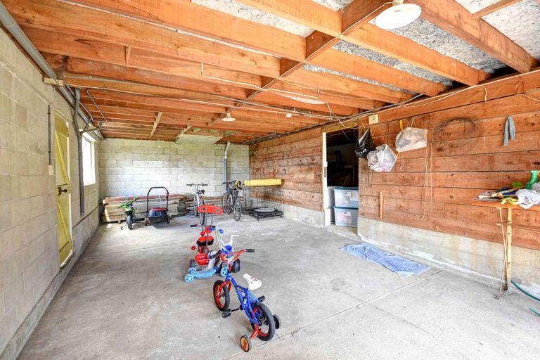 Photo of property in 48 Salmond Street, Halfway Bush, Dunedin, 9010