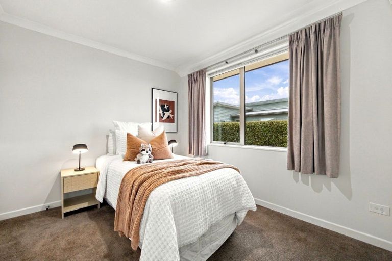 Photo of property in 32 Grace James Road, Pukekohe, 2120