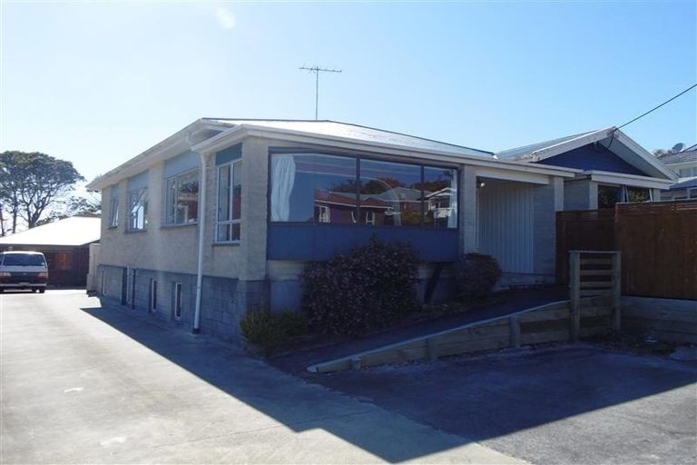 Photo of property in 15 Bonithon Avenue, Moturoa, New Plymouth, 4310