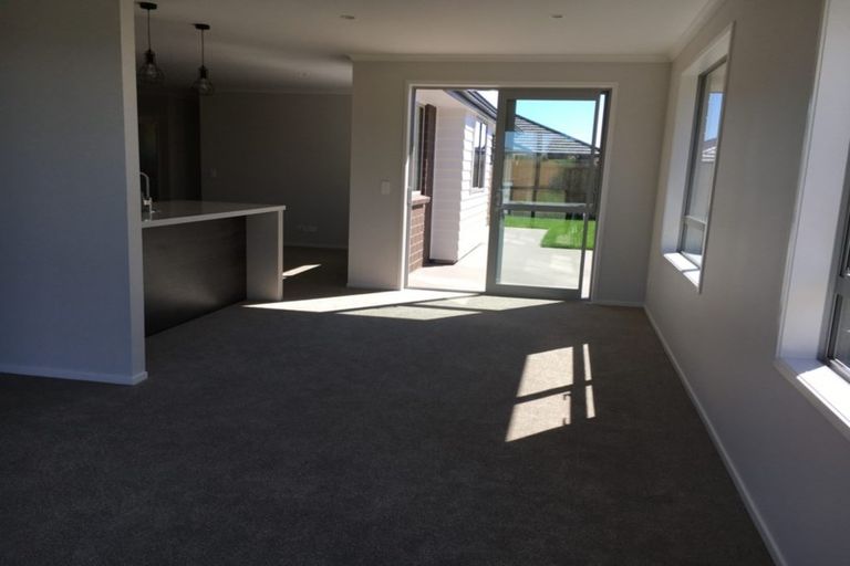 Photo of property in 20 Walter Lawry Road, Paerata, Pukekohe, 2124