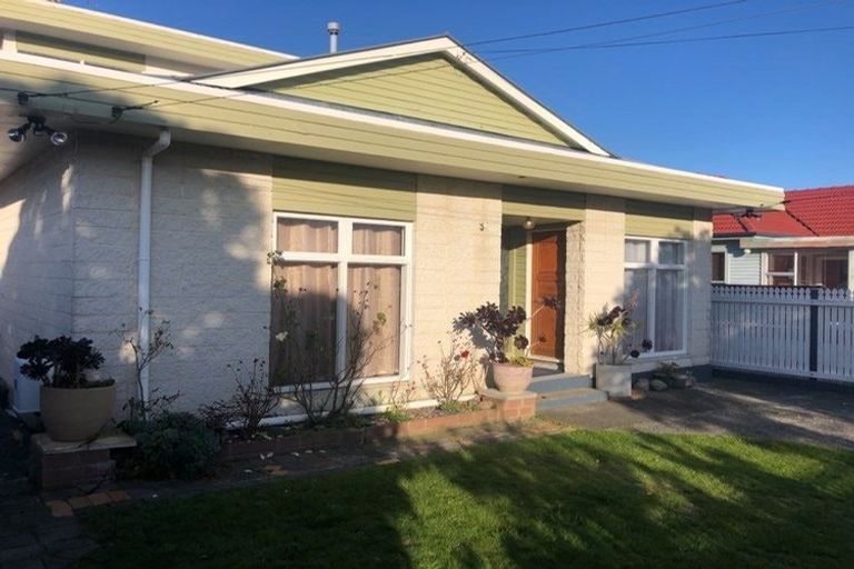 Photo of property in 19 Charleston Avenue, Boulcott, Lower Hutt, 5011