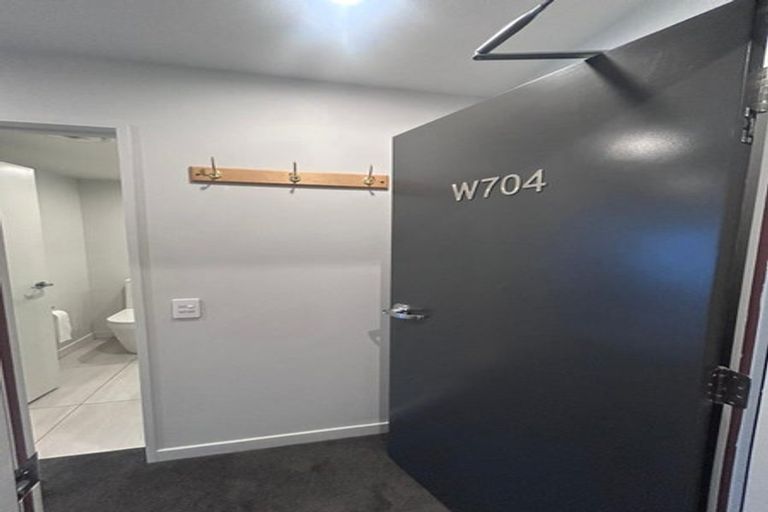 Photo of property in Pinnacle Apartments, W704/160 Victoria Street, Te Aro, Wellington, 6011