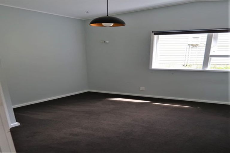 Photo of property in 9 Ardross Avenue, Khandallah, Wellington, 6035