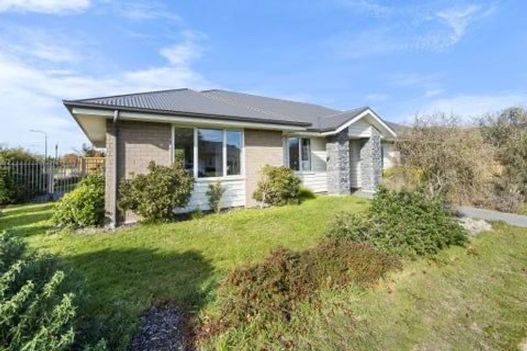 Photo of property in 11 Fernham Way, Rolleston, 7615