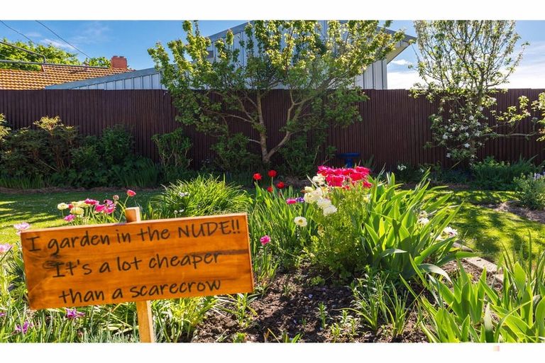 Photo of property in 1 Pitman Place, Waimate, 7924