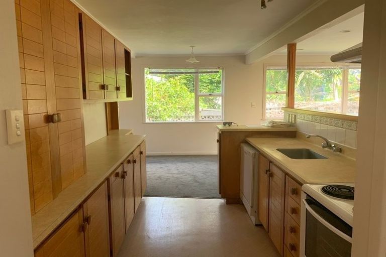 Photo of property in 21 Richards Avenue, Forrest Hill, Auckland, 0620