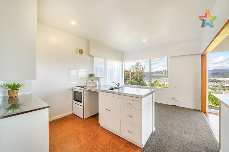 Photo of property in 5/30 London Road, Korokoro, Lower Hutt, 5012