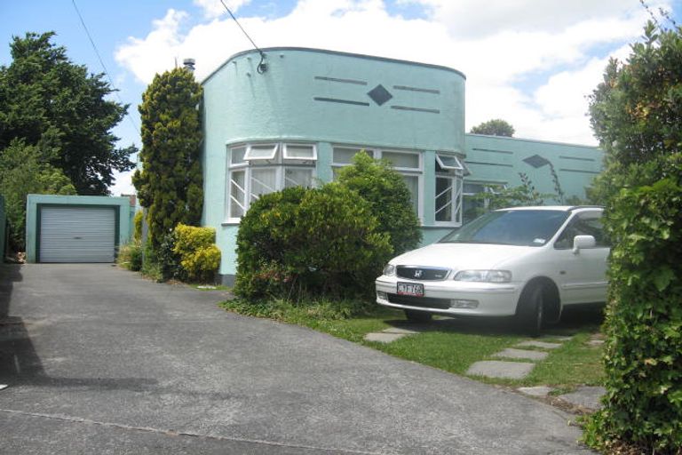 Photo of property in 17 Chamberlain Street, Feilding, 4702