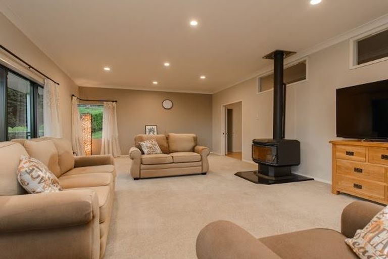 Photo of property in 60 Polo Prince Drive, Totara Park, Manurewa, 2576