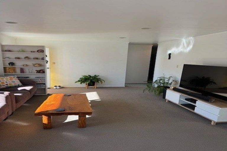 Photo of property in 1/48 Jutland Road, Hauraki, Auckland, 0622