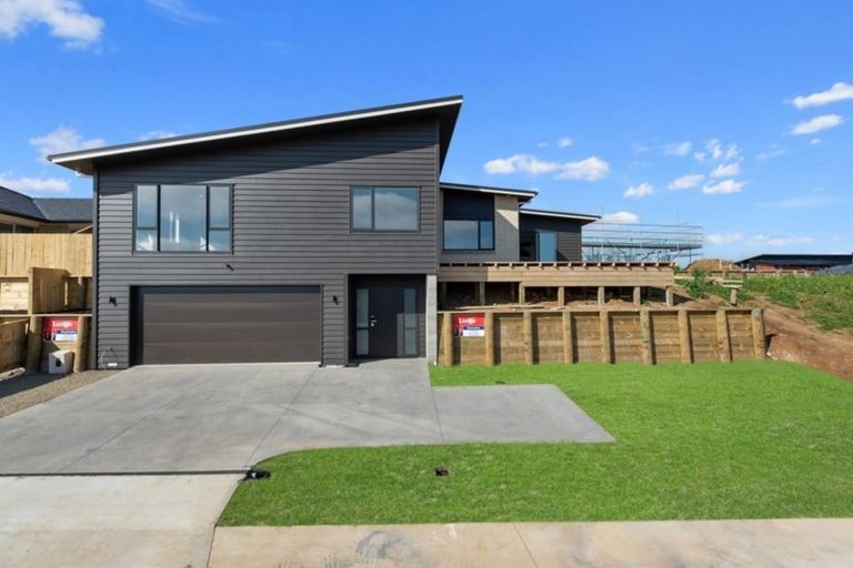 Photo of property in 5 Te Tiireke Drive, Glenview, Hamilton, 3206