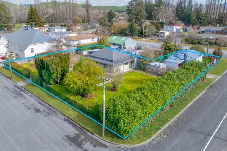 Photo of property in 7 Cheviot Street, Waiau, 7332
