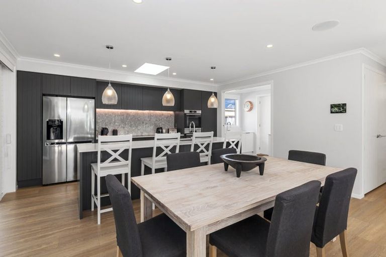 Photo of property in 82 The Circle, Manly, Whangaparaoa, 0930