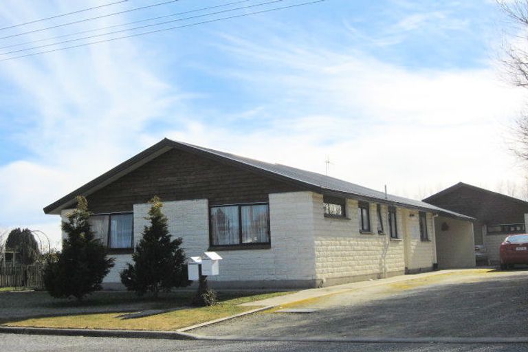 Photo of property in 15a Welles Street, Ranfurly, 9332