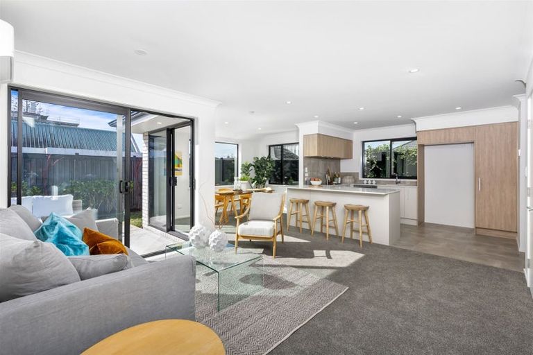 Photo of property in 33a Forest Glen, Orewa, 0931