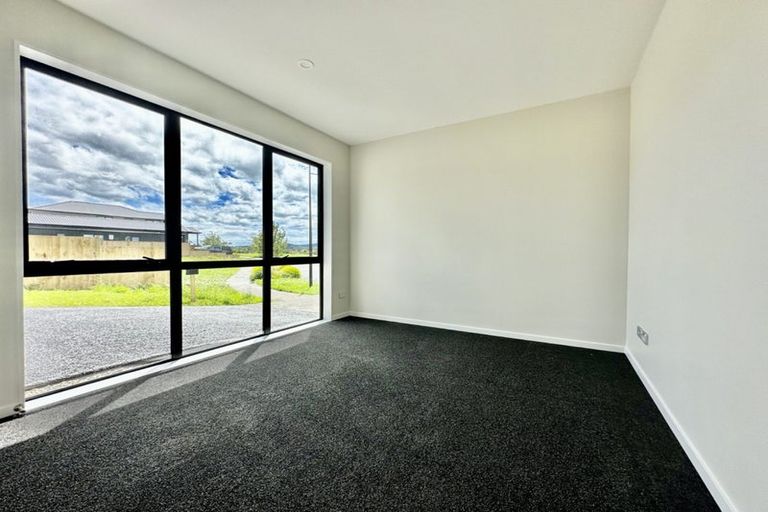 Photo of property in 12a Ahunga Road, Karaka, Papakura, 2113