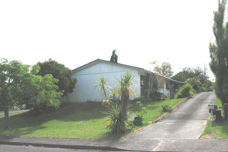 Photo of property in 35 Simon Ellice Drive, Bayview, Auckland, 0629