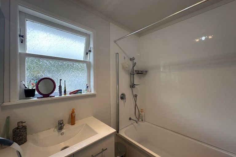 Photo of property in 14 Ruthven Road, Wainuiomata, Lower Hutt, 5014