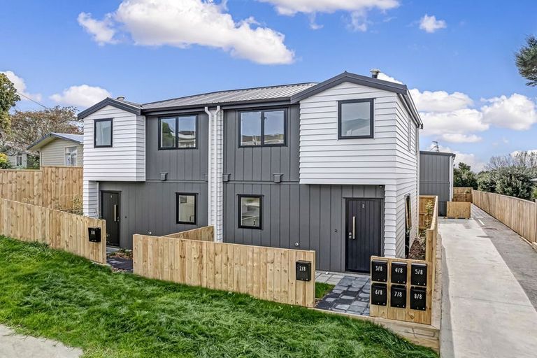 Photo of property in 7/8 Valron Road, Te Atatu South, Auckland, 0602