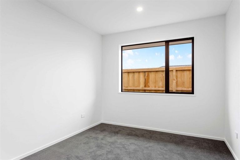 Photo of property in 14 Croydon Street, Woodend, 7610