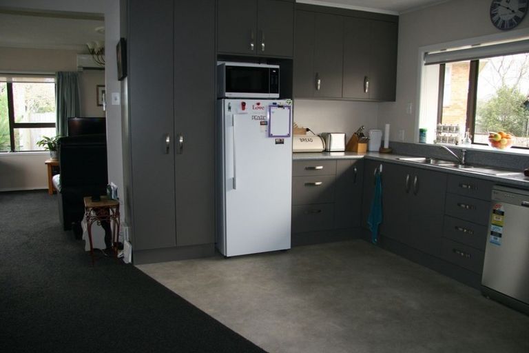 Photo of property in 70 Great South Road, Huntly, 3700