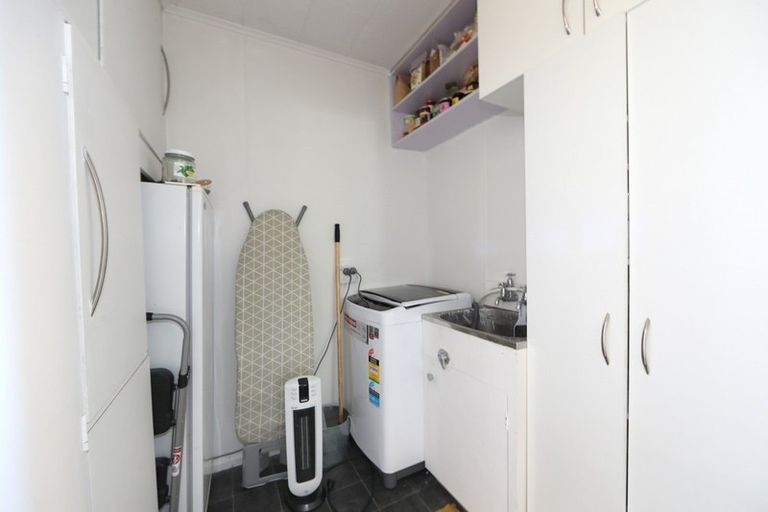 Photo of property in 12 Domain Road, Haumoana, 4102