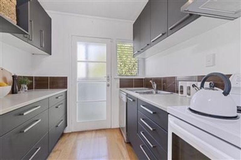 Photo of property in 4/54 Ngataringa Road, Devonport, Auckland, 0624