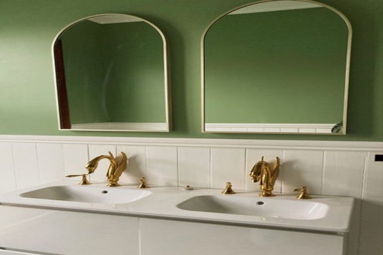 Photo of property in 1420 Karamu Road North, Mayfair, Hastings, 4122