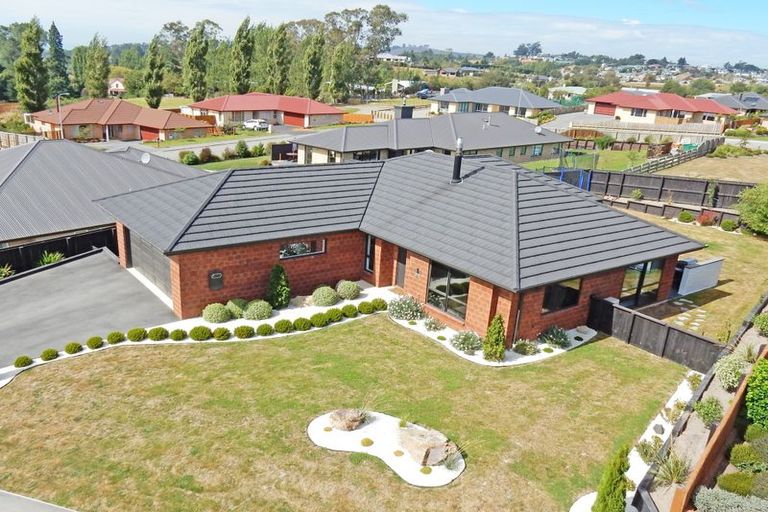 Photo of property in 17 Blue Stone Drive, Waiareka Junction, Oamaru, 9401