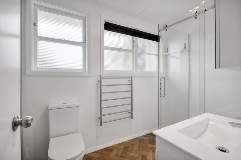 Photo of property in 279 South Road, Hawera, 4610