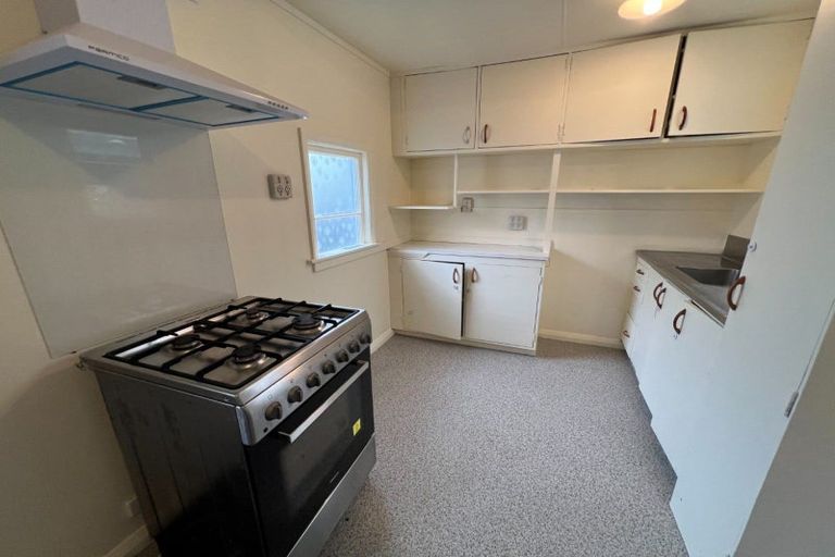 Photo of property in 67 Chelwood Street, Takaro, Palmerston North, 4412