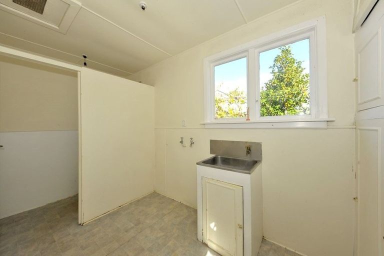 Photo of property in 35 Mcgregors Road, Bromley, Christchurch, 8062