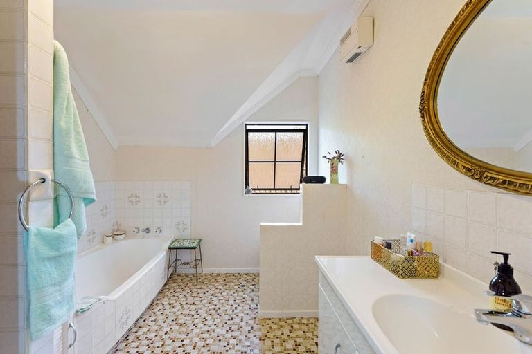 Photo of property in 7 River Glade, Waikanae, 5036