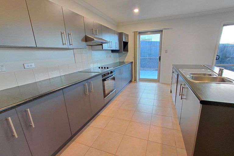 Photo of property in 43 Puhara Avenue, Parklands, Christchurch, 8083