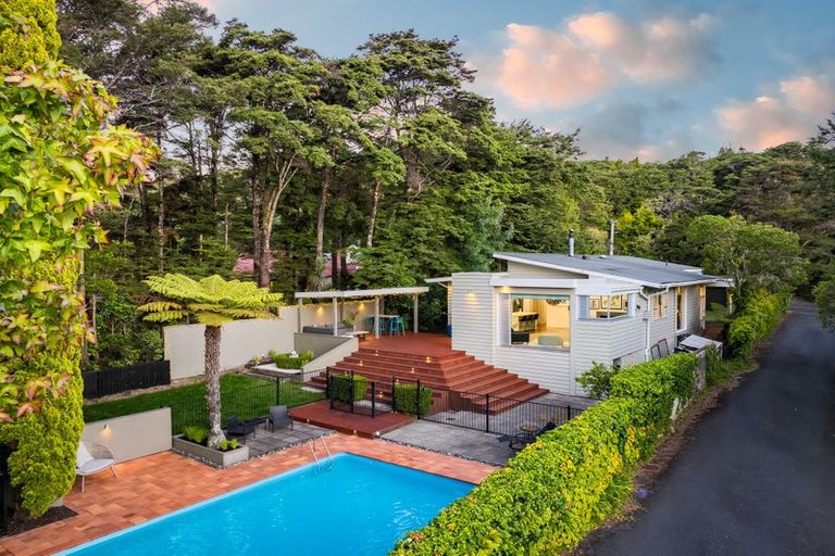 Photo of property in 41 Chatsworth Road, Silverstream, Upper Hutt, 5019