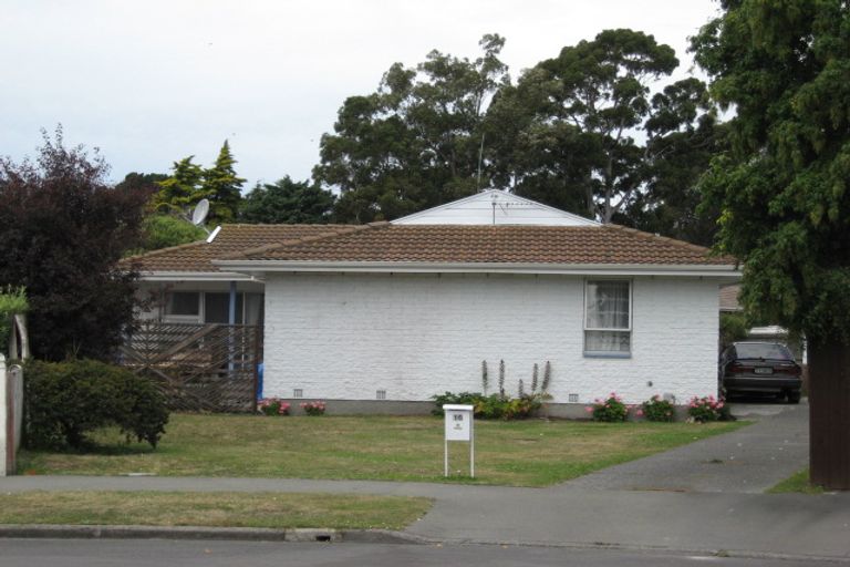 Photo of property in 16 Takapu Place, Bromley, Christchurch, 8062