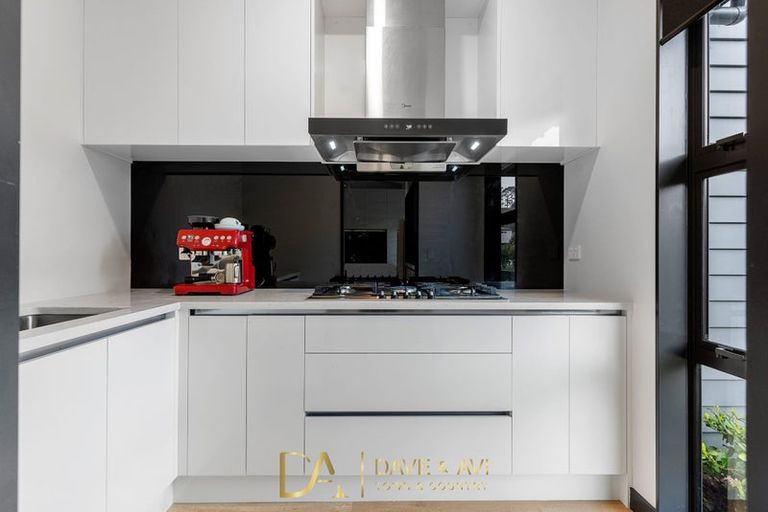 Photo of property in 33 Pukemarino Road, Waimauku, 0812