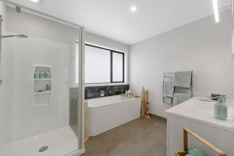 Photo of property in 18 Tawhai Crescent, Wharewaka, Taupo, 3330