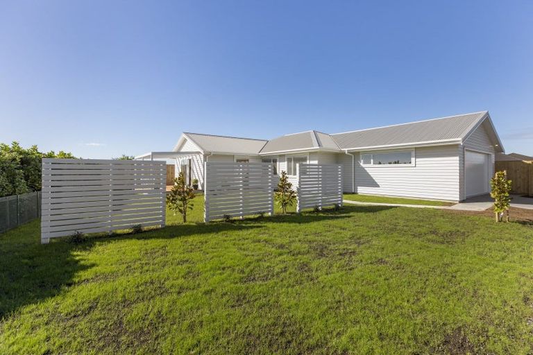 Photo of property in 18 Roka Street, Bell Block, New Plymouth, 4312