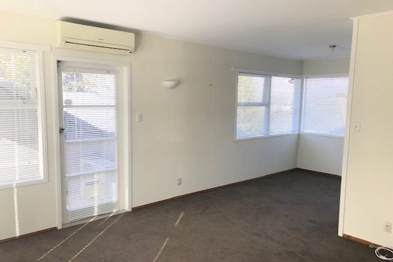 Photo of property in 2/8 Waterloo Street, Howick, Auckland, 2014