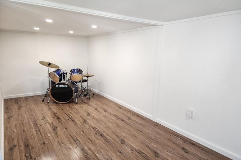 Photo of property in 811a Main North Road, Belfast, Christchurch, 8051