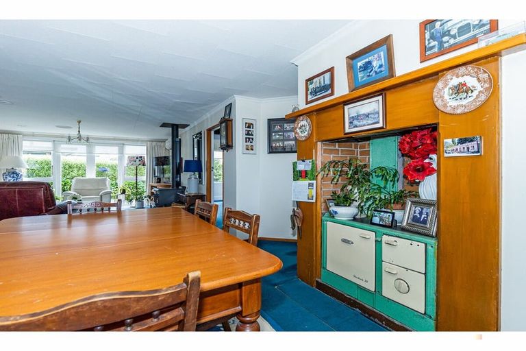 Photo of property in 12 Parsonage Road, Waimate, 7924