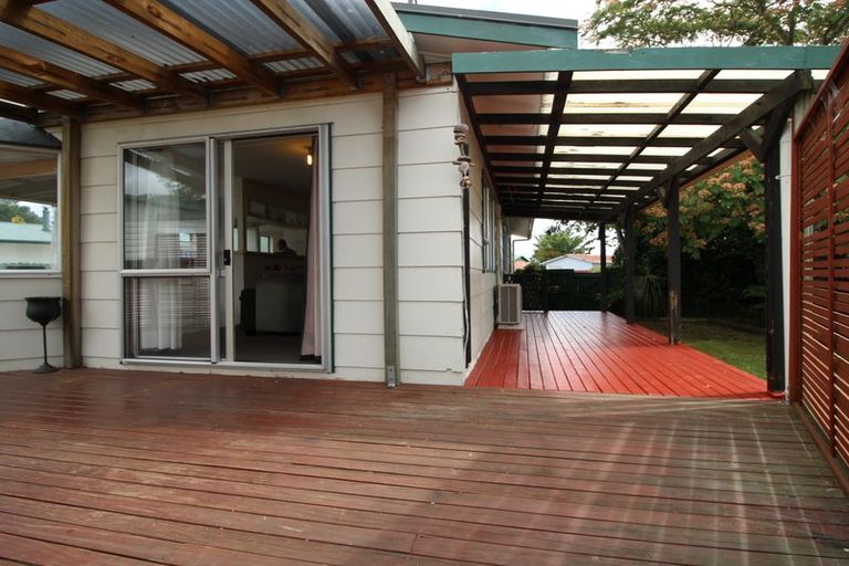 Photo of property in 31 Sequoia Crescent, Owhata, Rotorua, 3010