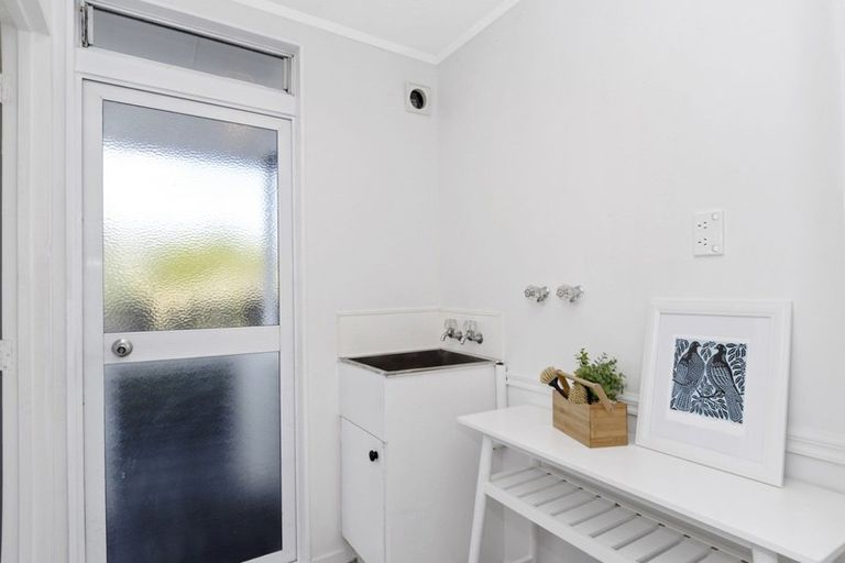 Photo of property in 9a Henderson Crescent, Parkvale, Tauranga, 3112