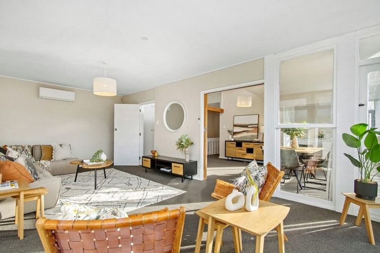 Photo of property in 1a Woodstock Terrace, Tawa, Wellington, 5028