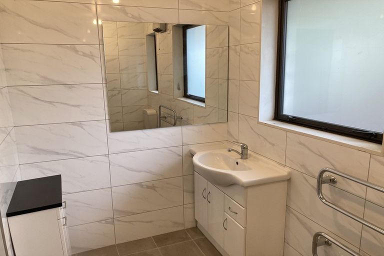 Photo of property in 1/35a Dunbarton Street, Redwood, Christchurch, 8051