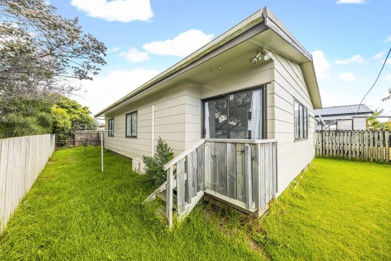 Photo of property in 1/8 Templeton Place, Clendon Park, Auckland, 2103
