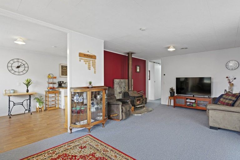 Photo of property in 20 Mclaughlins Road, Darfield, 7510