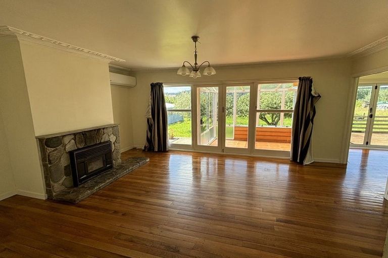 Photo of property in 263 Riverhead Road, Riverhead, Kumeu, 0892